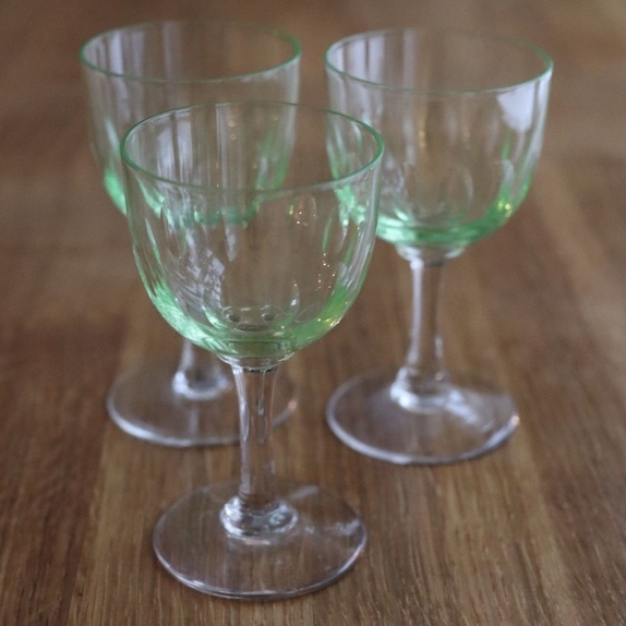 Gamle grønne glass Gamle grønne glass