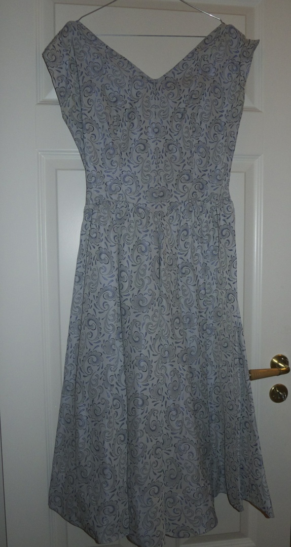 1950-talls kjole, Men -